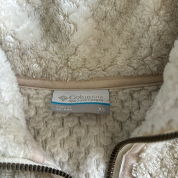 Good condition women’s small Columbia coat! - Picture 3 of 4